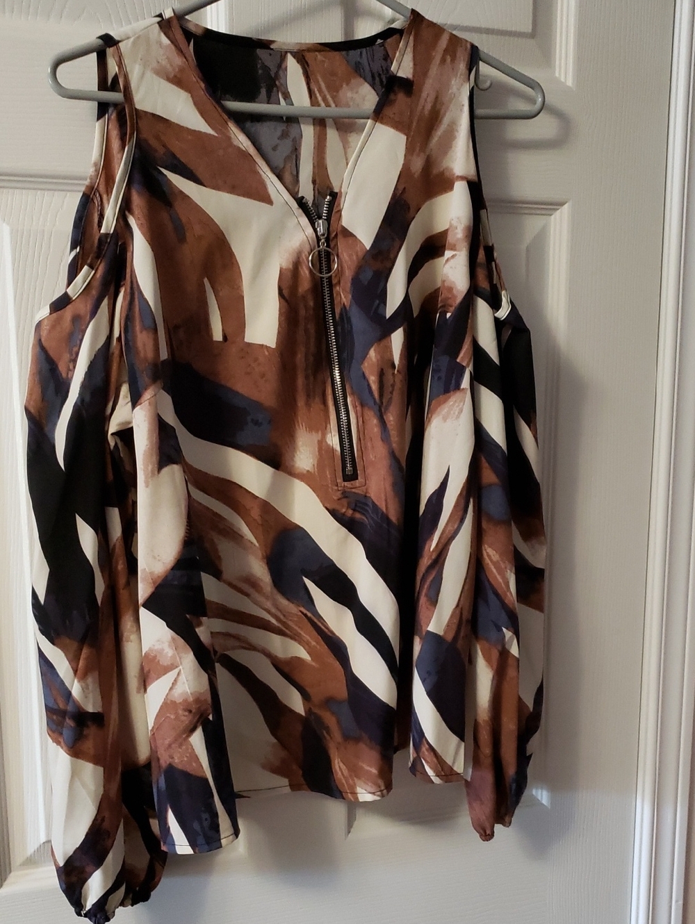 Cold-Shoulder Zip Front Blouse - Brown/Black/White